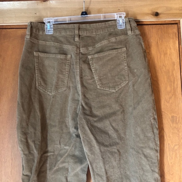 Dark khaki/brown colored corduroy pants - Picture 6 of 6